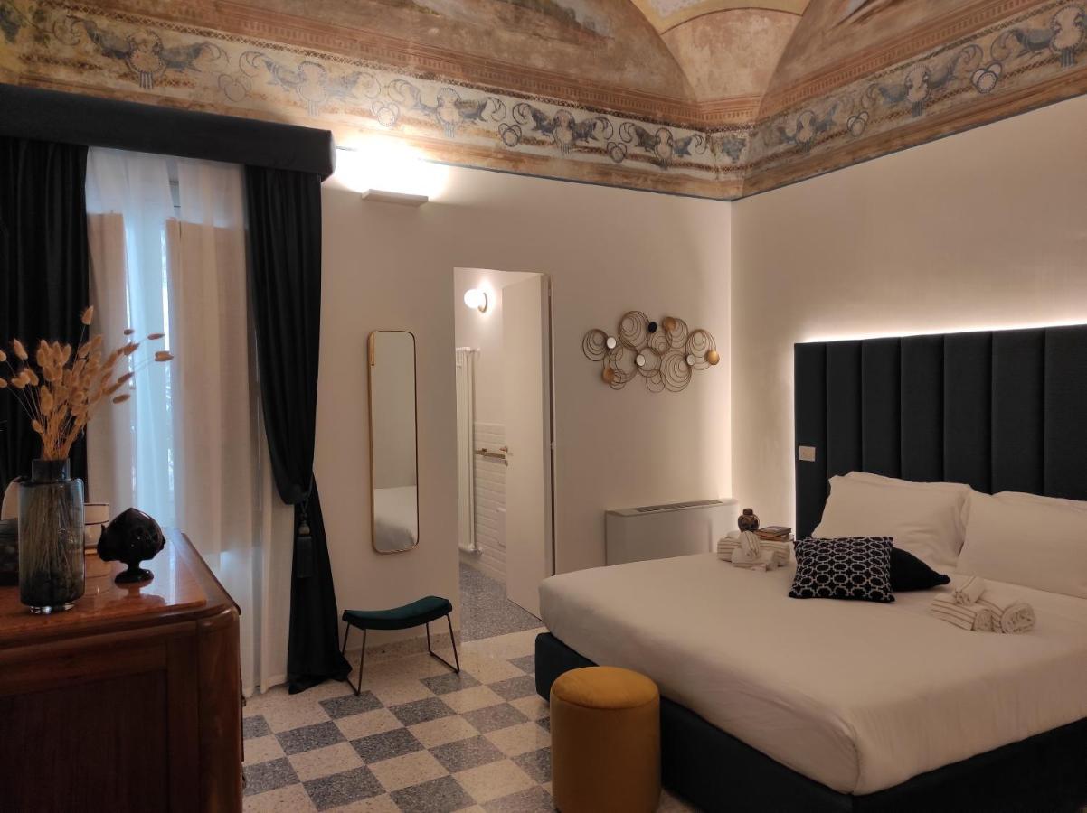 אוסטוני 1940 Luxury Accommodations By Wonderful Italy מראה חיצוני תמונה