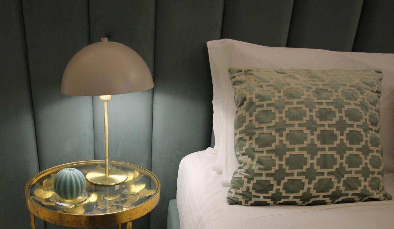 אוסטוני 1940 Luxury Accommodations By Wonderful Italy מראה חיצוני תמונה
