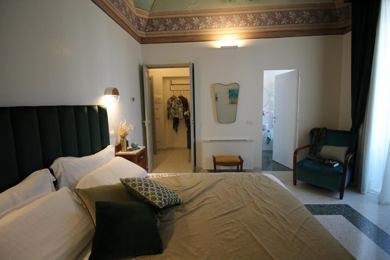 אוסטוני 1940 Luxury Accommodations By Wonderful Italy מראה חיצוני תמונה
