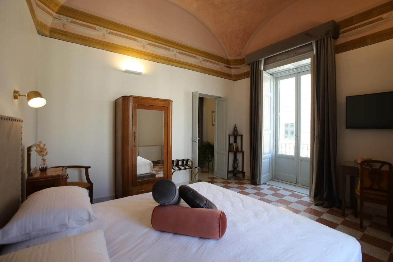 אוסטוני 1940 Luxury Accommodations By Wonderful Italy מראה חיצוני תמונה