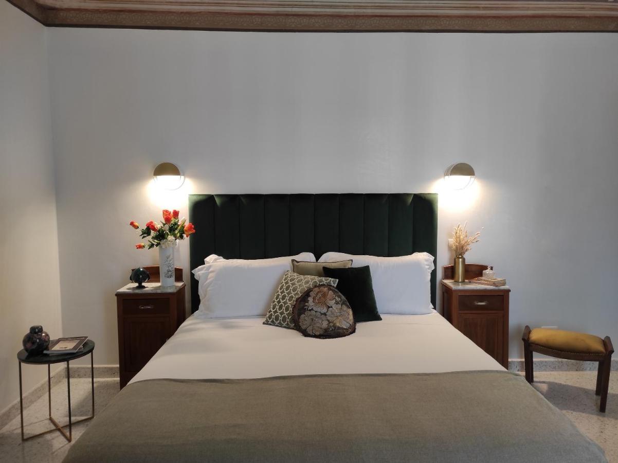 אוסטוני 1940 Luxury Accommodations By Wonderful Italy מראה חיצוני תמונה