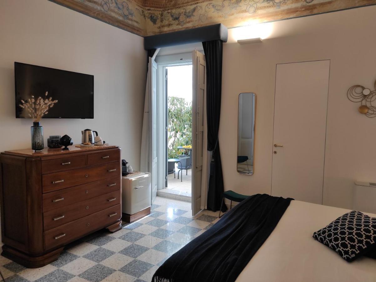 אוסטוני 1940 Luxury Accommodations By Wonderful Italy מראה חיצוני תמונה
