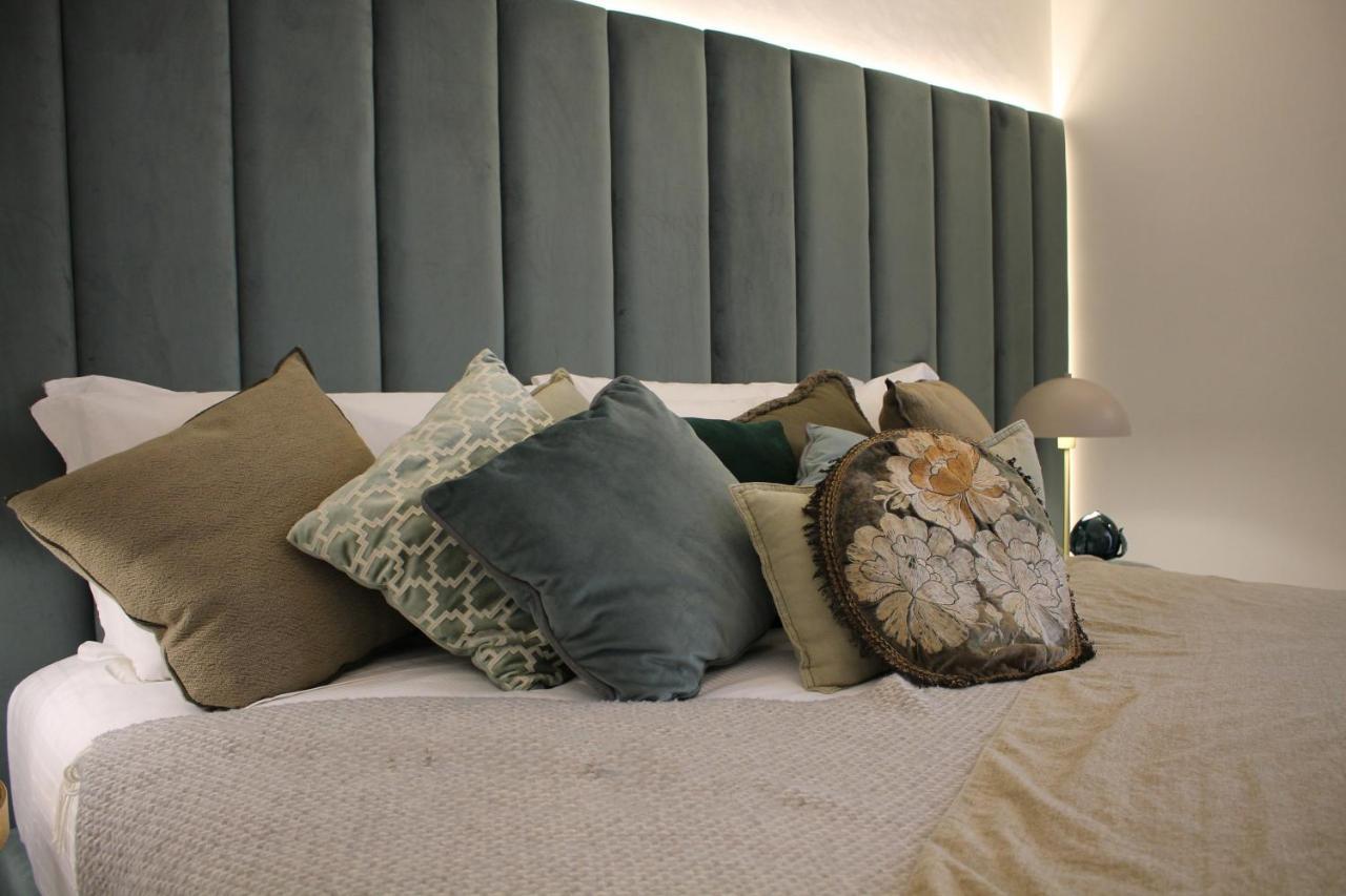 אוסטוני 1940 Luxury Accommodations By Wonderful Italy מראה חיצוני תמונה